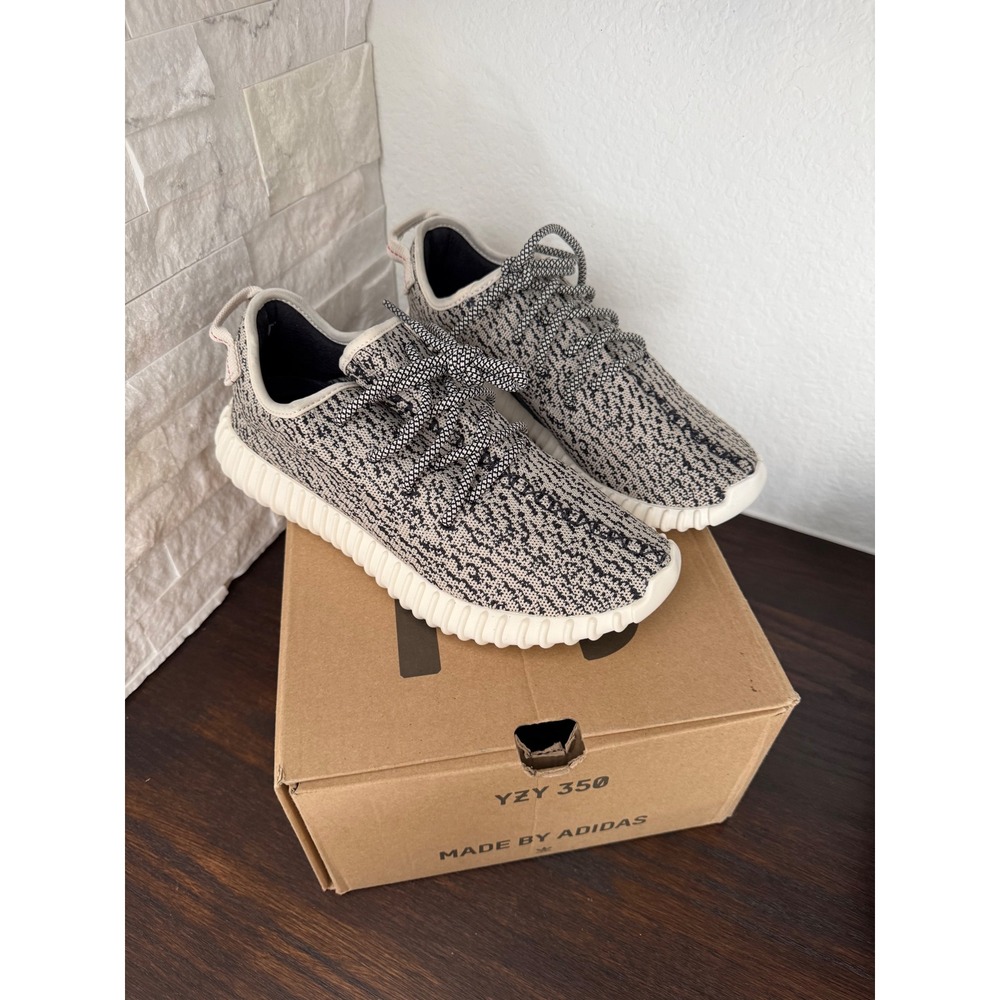 Adidas Yeezy Boost 350 Turtle Dove Grey Black Mens Size 8 Low Top Sneaker